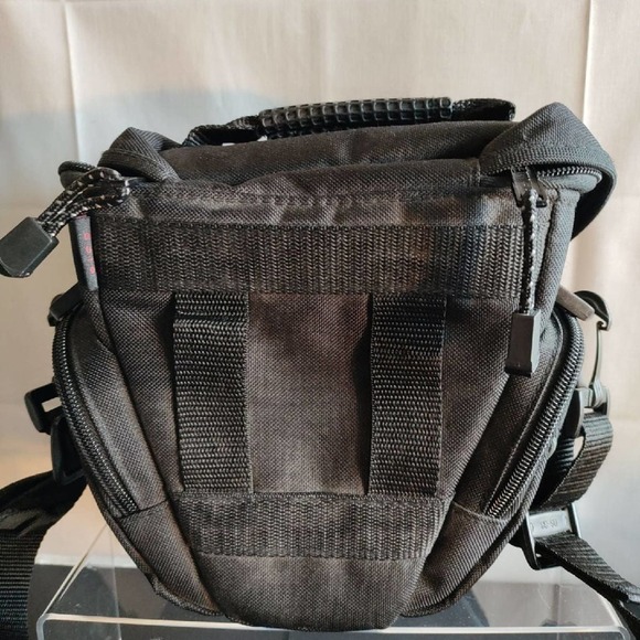 Tamrac Digital Camera Case - Picture 7 of 7